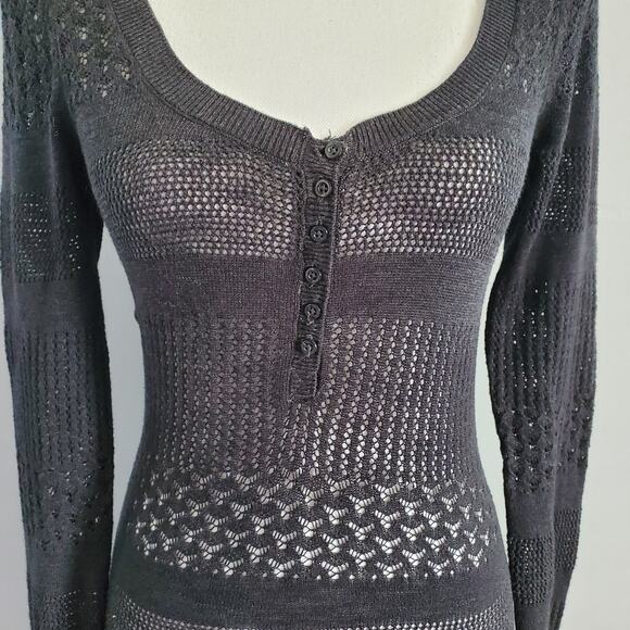 Aeropostale Gray Long Lightweight Open Knit Pullover Sweater M - Picture 4 of 7